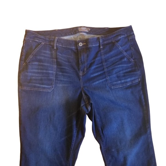 NWOT Torrid Women Jeans | Boyfriend Straight Stretch | Mid Rise Dark | Size: 26R - Picture 3 of 15